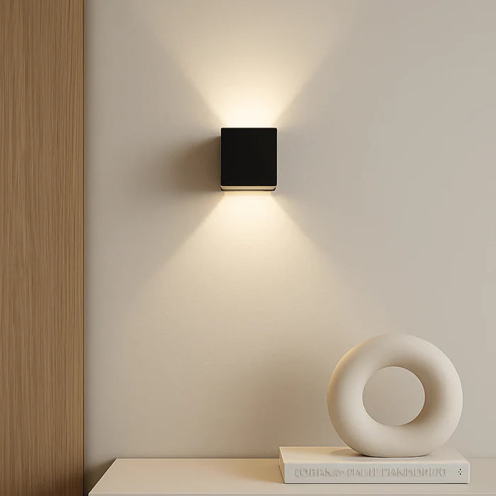 Kubus LED Wandlamp